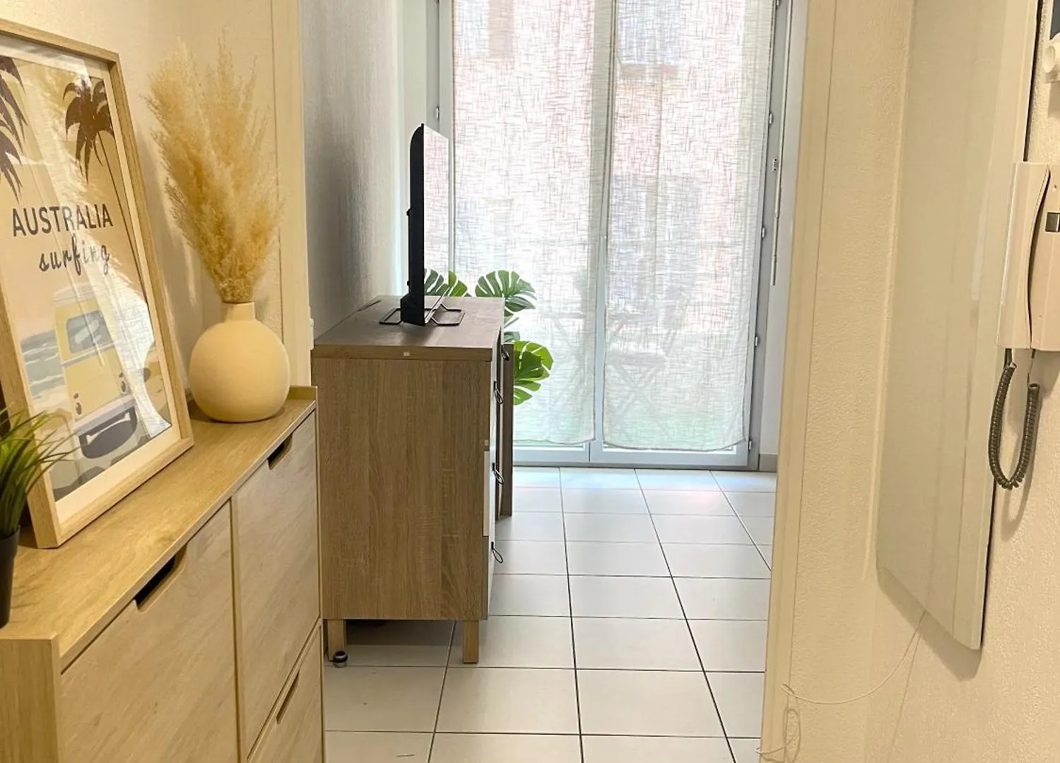 Apartment Studio, Climatisation, Terrasse, Parking, 1 Min Tramway Nice